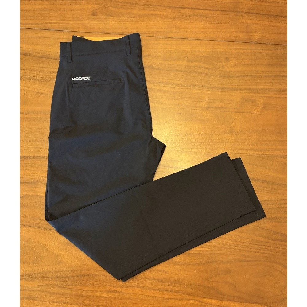 Macade Golf Pants Slim Fit Mens 34x32 Black Performance Stretch Activewear NWOT